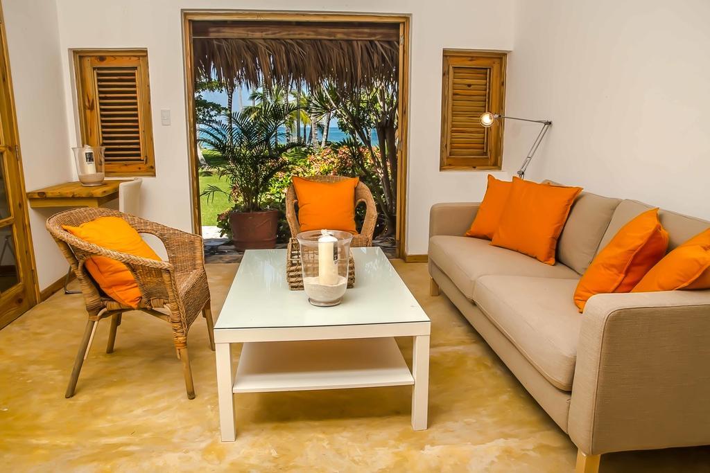 Jasmine La Playita - Ocean Front Apartment Las Galeras Exterior photo