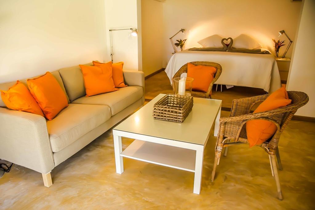 Jasmine La Playita - Ocean Front Apartment Las Galeras Exterior photo
